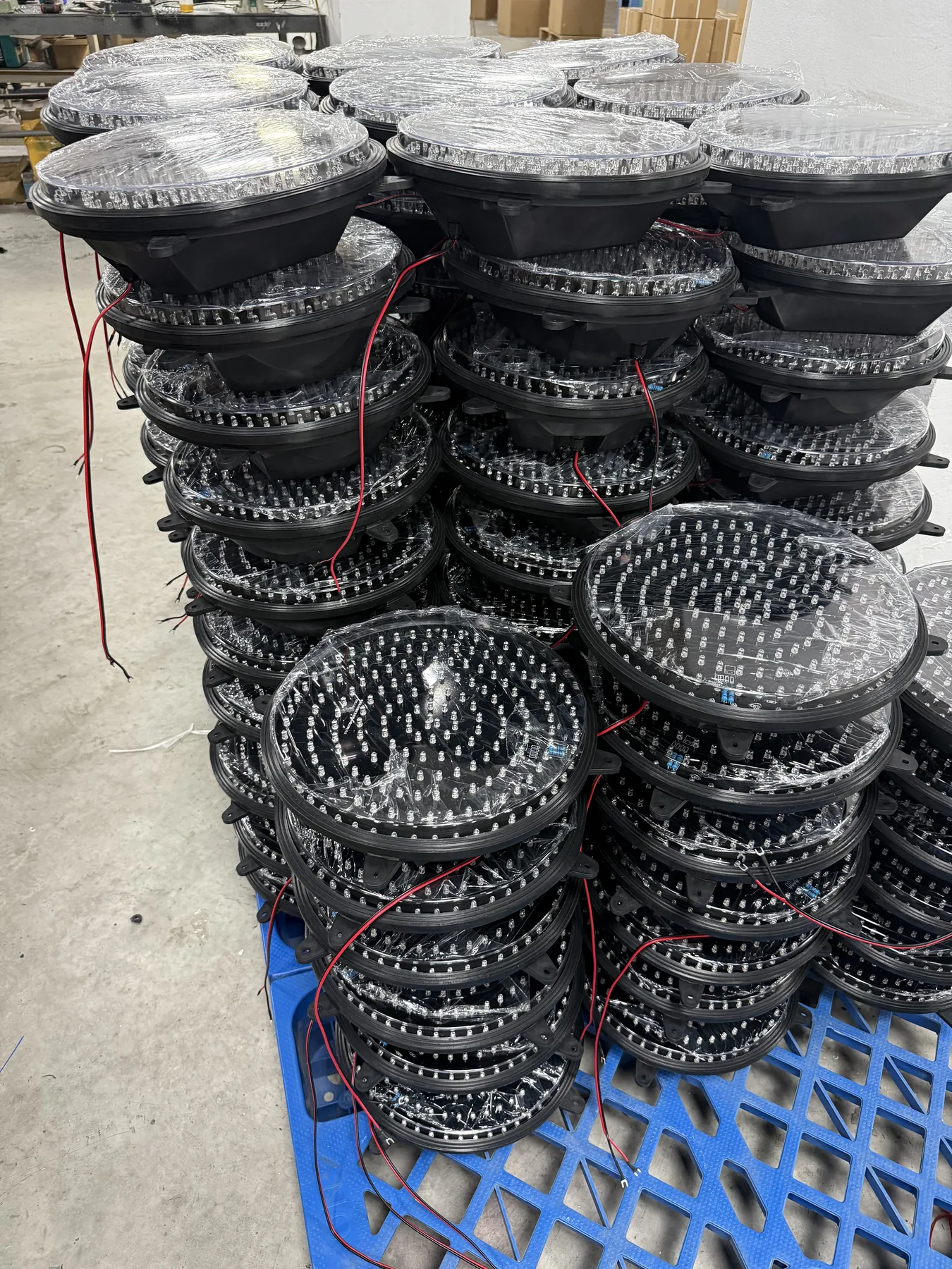 300mm LED traffic light modules with red and black leads staged in the factory