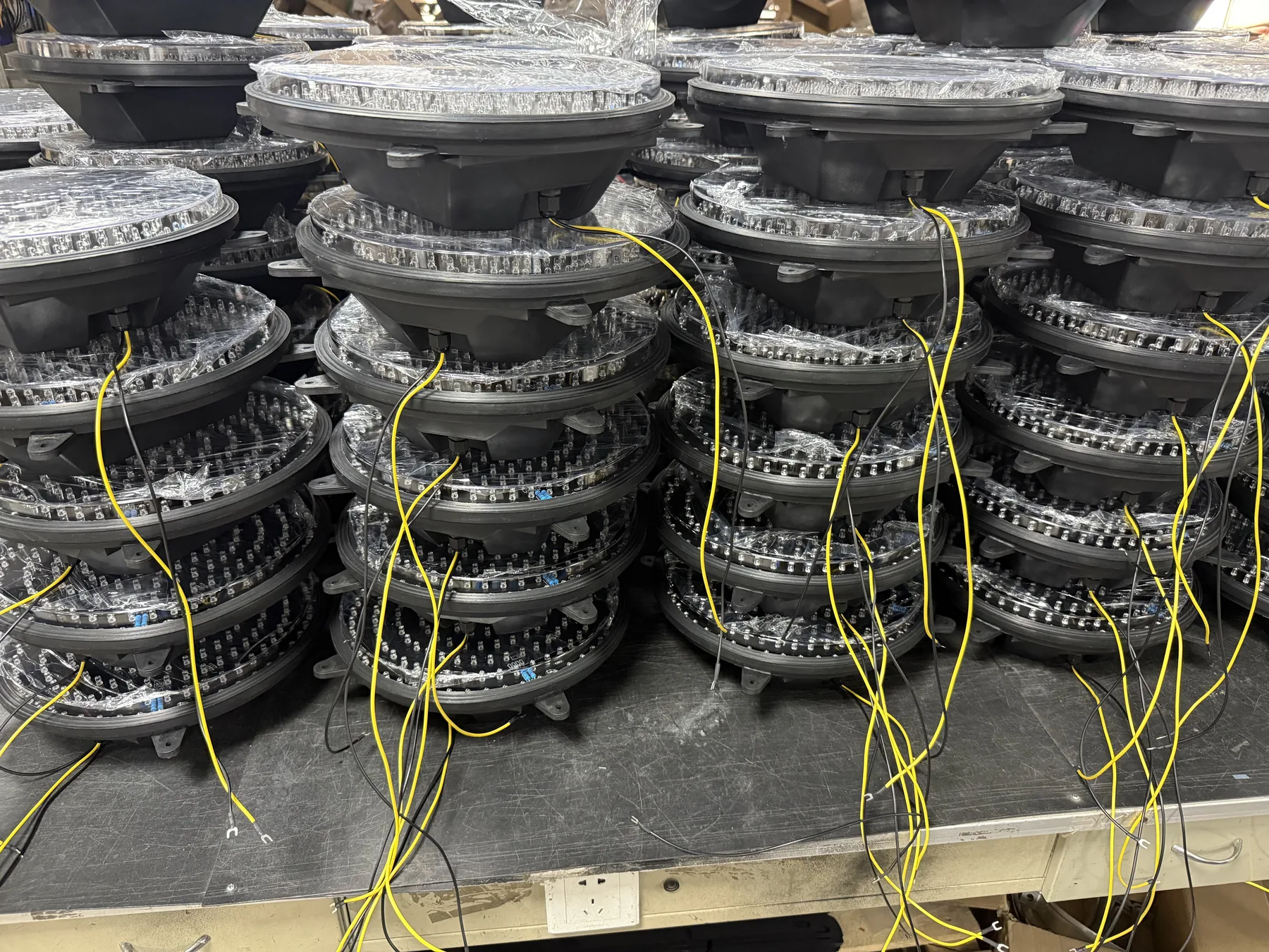 Batch of 300mm LED traffic signal modules with yellow and black leads
